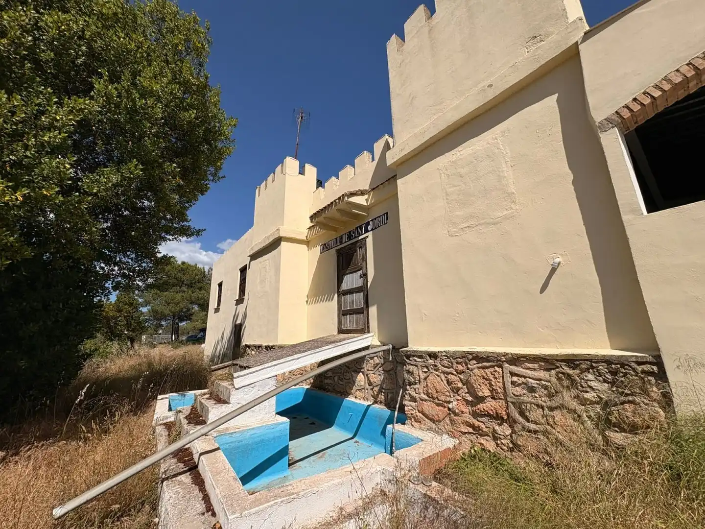 Vista exterior de Finca rústica en venda en Biar amb Terrassa