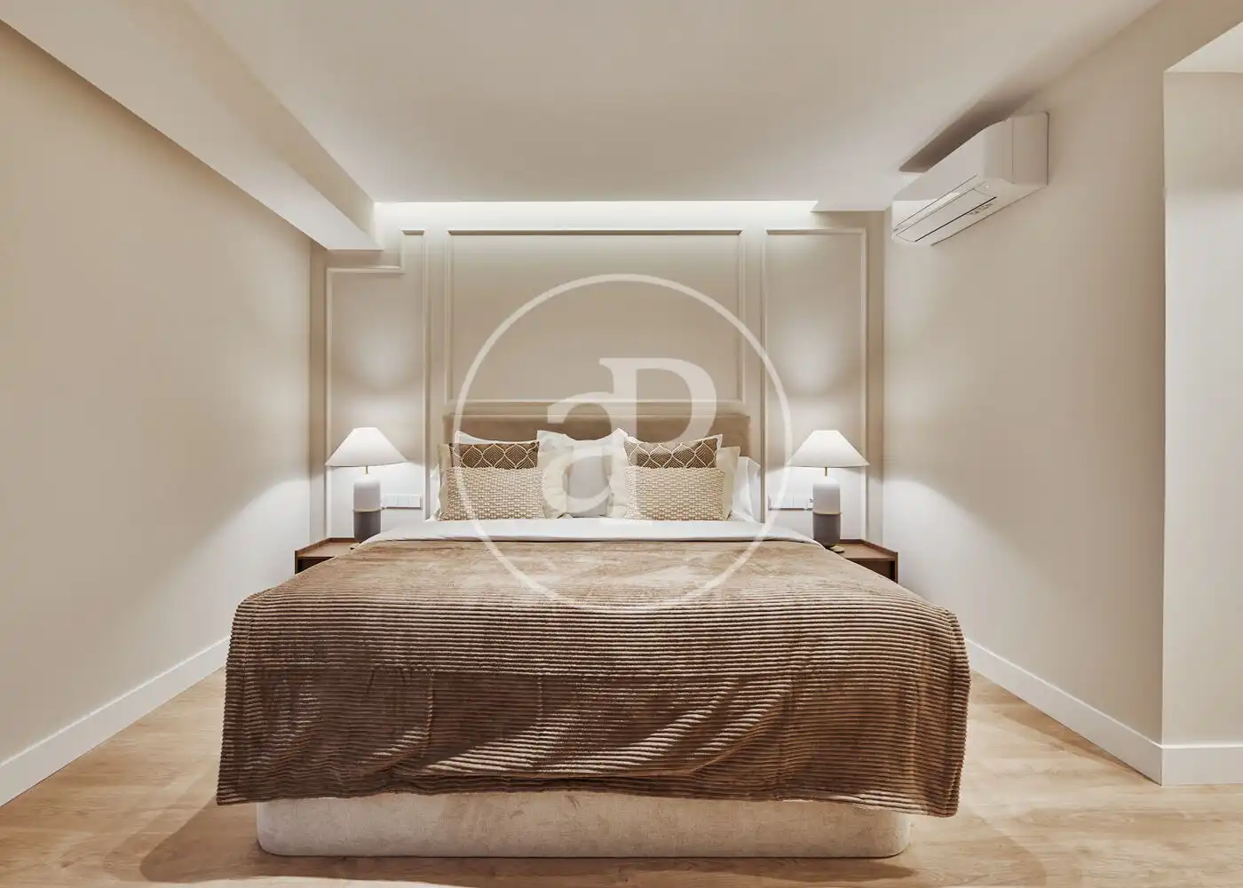 Bedroom of Flat for sale in Madrid  with Air Conditioner, Heating and Furnished