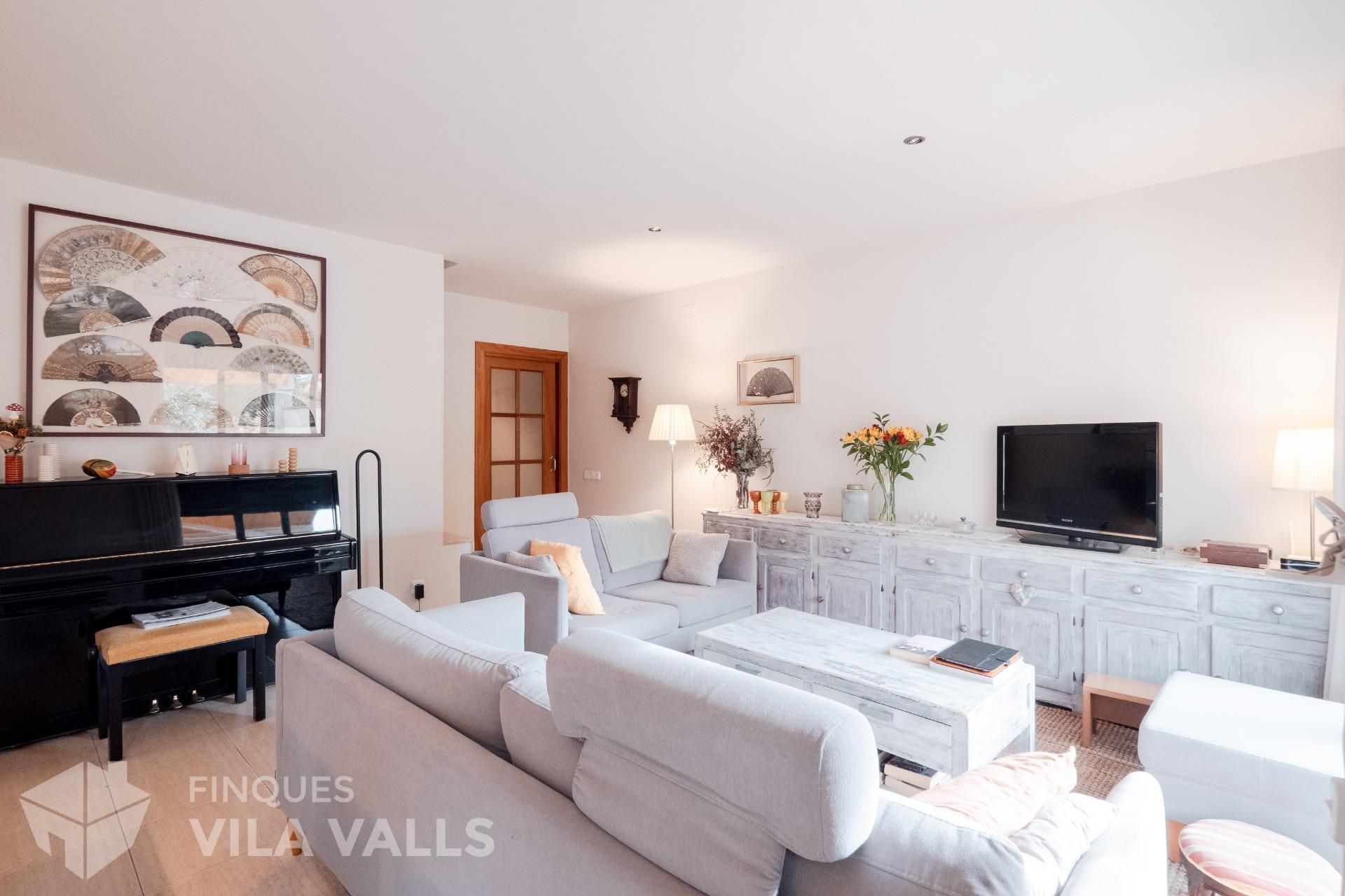 Sala d'estar de Dúplex en venda en Castellterçol amb Terrassa i Moblat