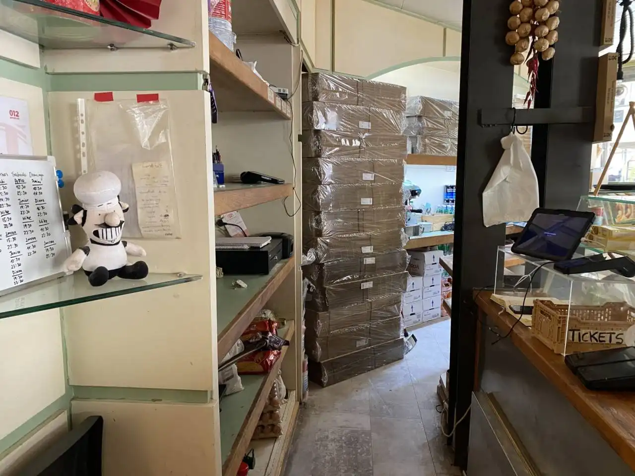 Local comercial en traspàs a Ciutat Vella, imagen 4