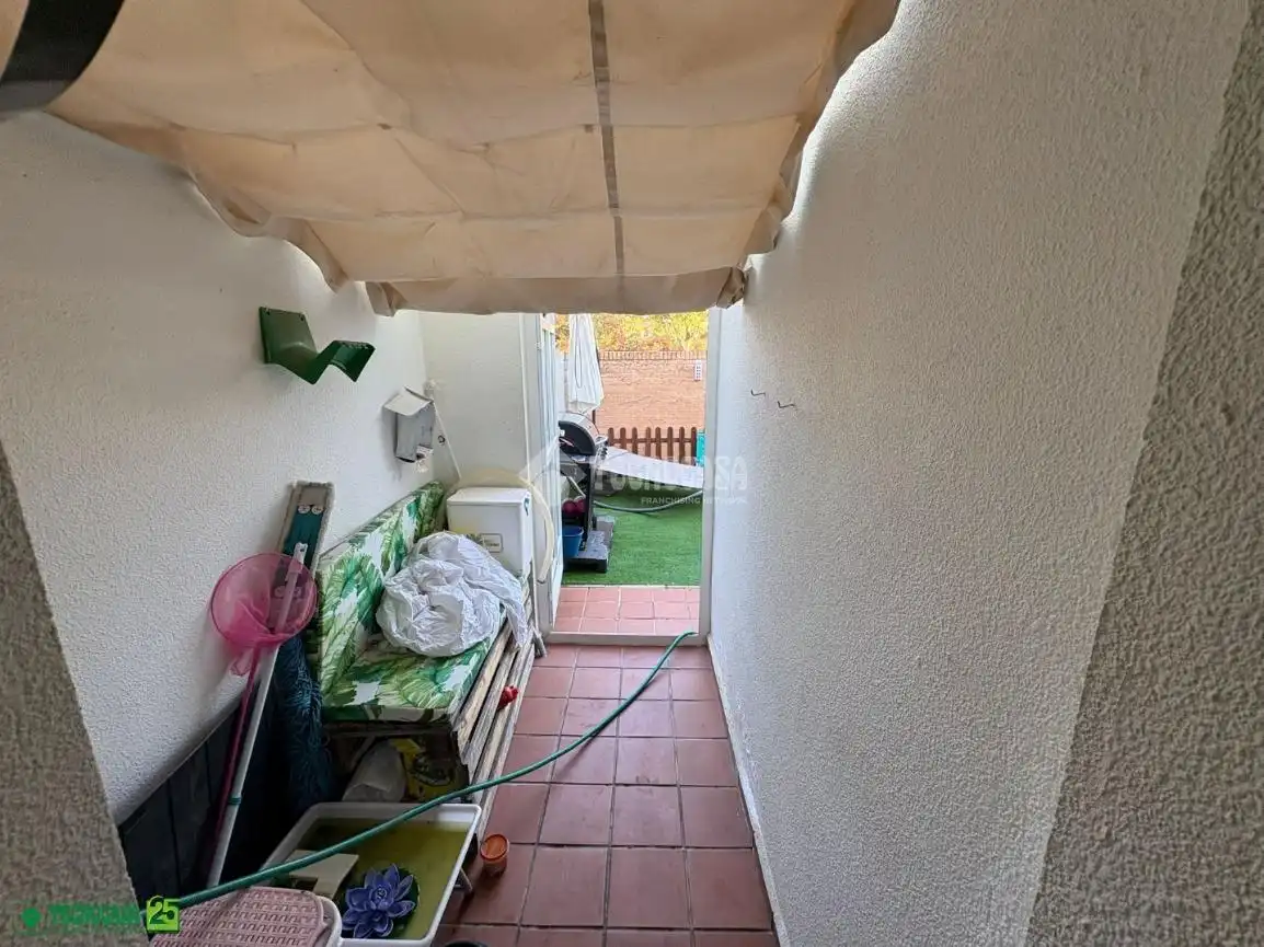 Casa adosada en venta en C. las Viñas, Miguelturra