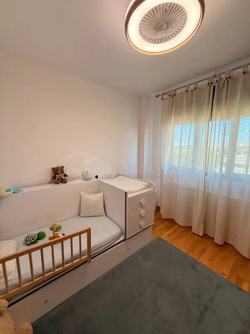 Habitación de Ático en venta en Parla con Aire acondicionado, Calefacción y Terraza