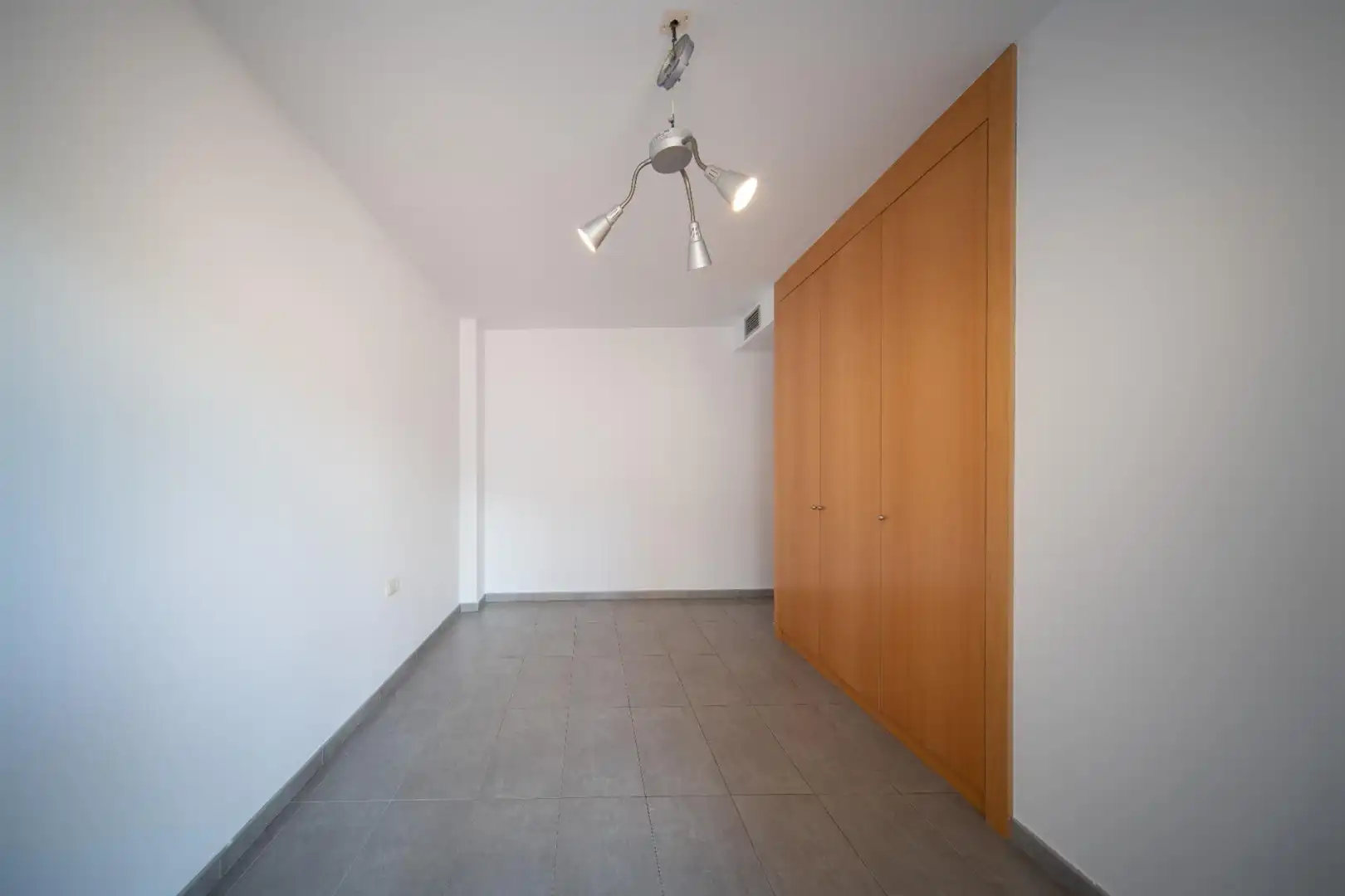 Wohnung zum Verkauf in Igualada mit Heizung, Terrasse und Abstellraum