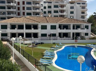 Apartment with pool for sale in Orihuela Costa