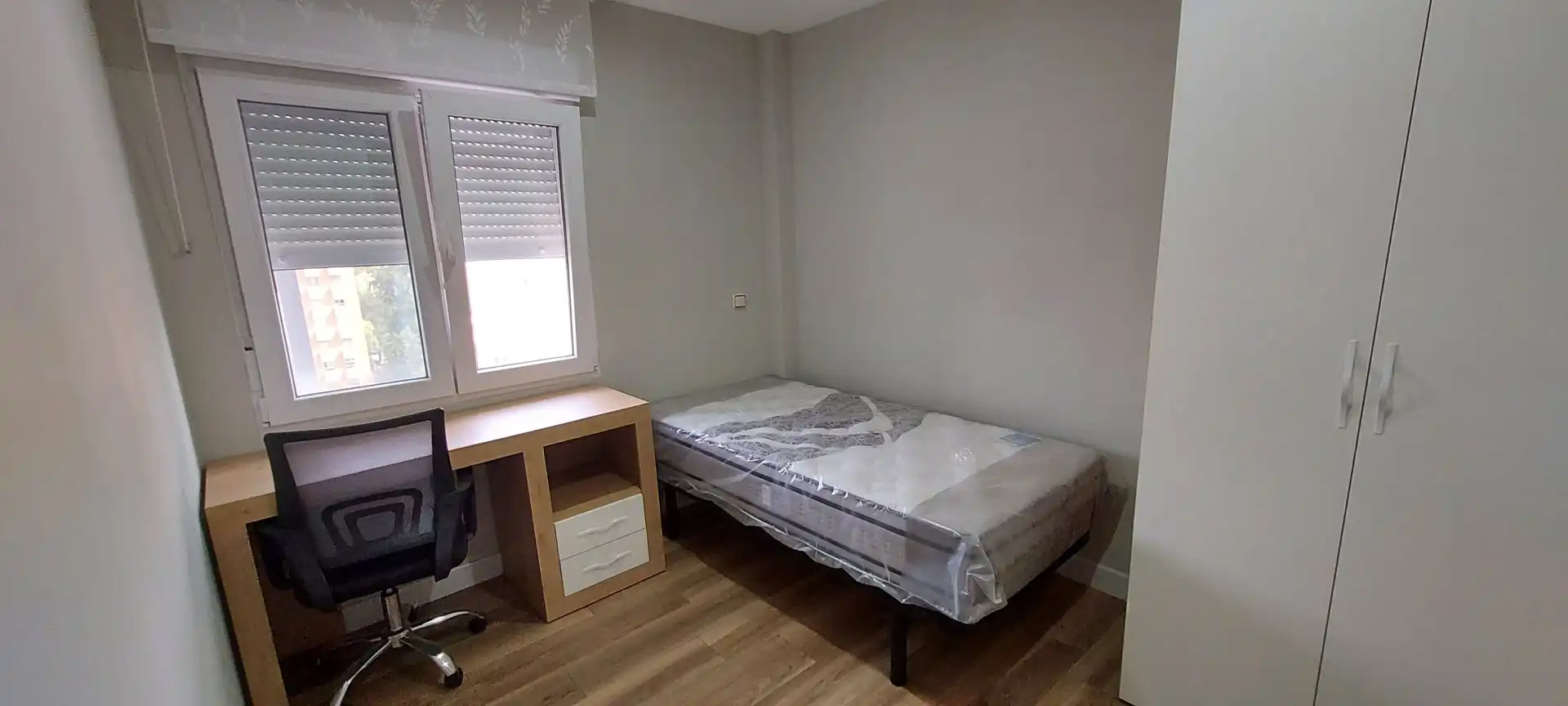 Bedroom of Flat for rent in Málaga  with Air Conditioner and Furnished