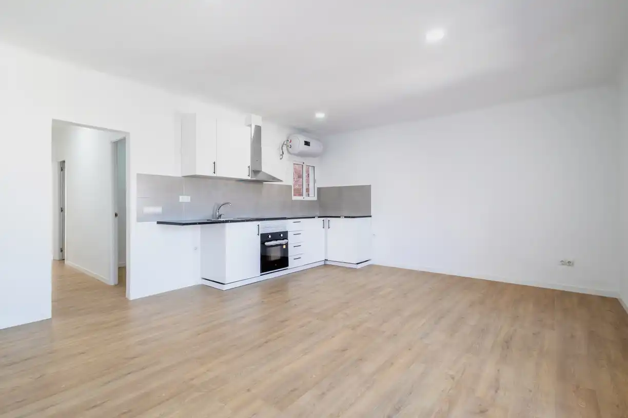 Cocina de Piso en venta en Manresa con Horno y Balcón
