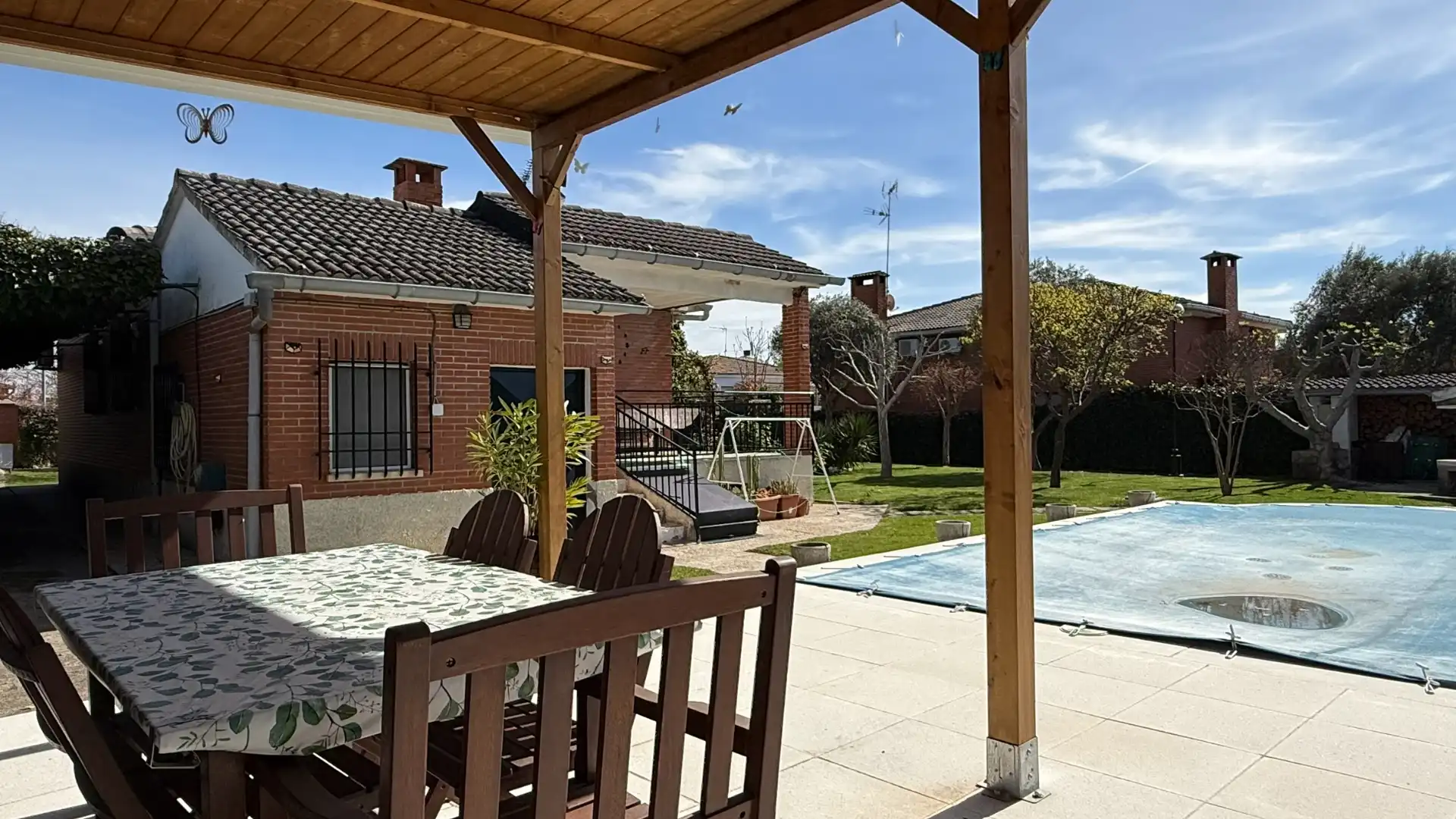 Terrasse von Haus oder Chalet zum Verkauf in Almorox mit Klimaanlage, Privatgarten und Terrasse
