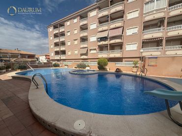 Pis amb piscina en venda a AV. DE RONDA (ENTRADA POR CALLE ARCA)