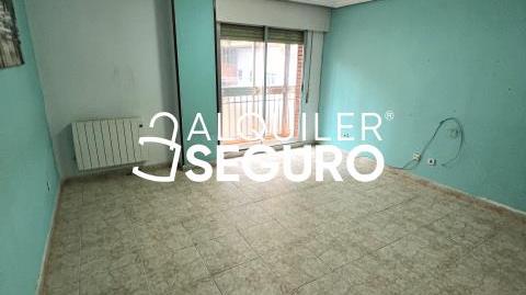 Photo 3 of Flat to rent in Huerta de Villaverde, Villaverde Alto, Madrid