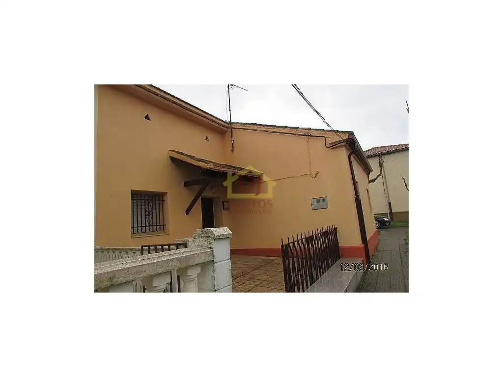 Exterior view of Houses for sale in Guijuelo  with Private garden and Terrace