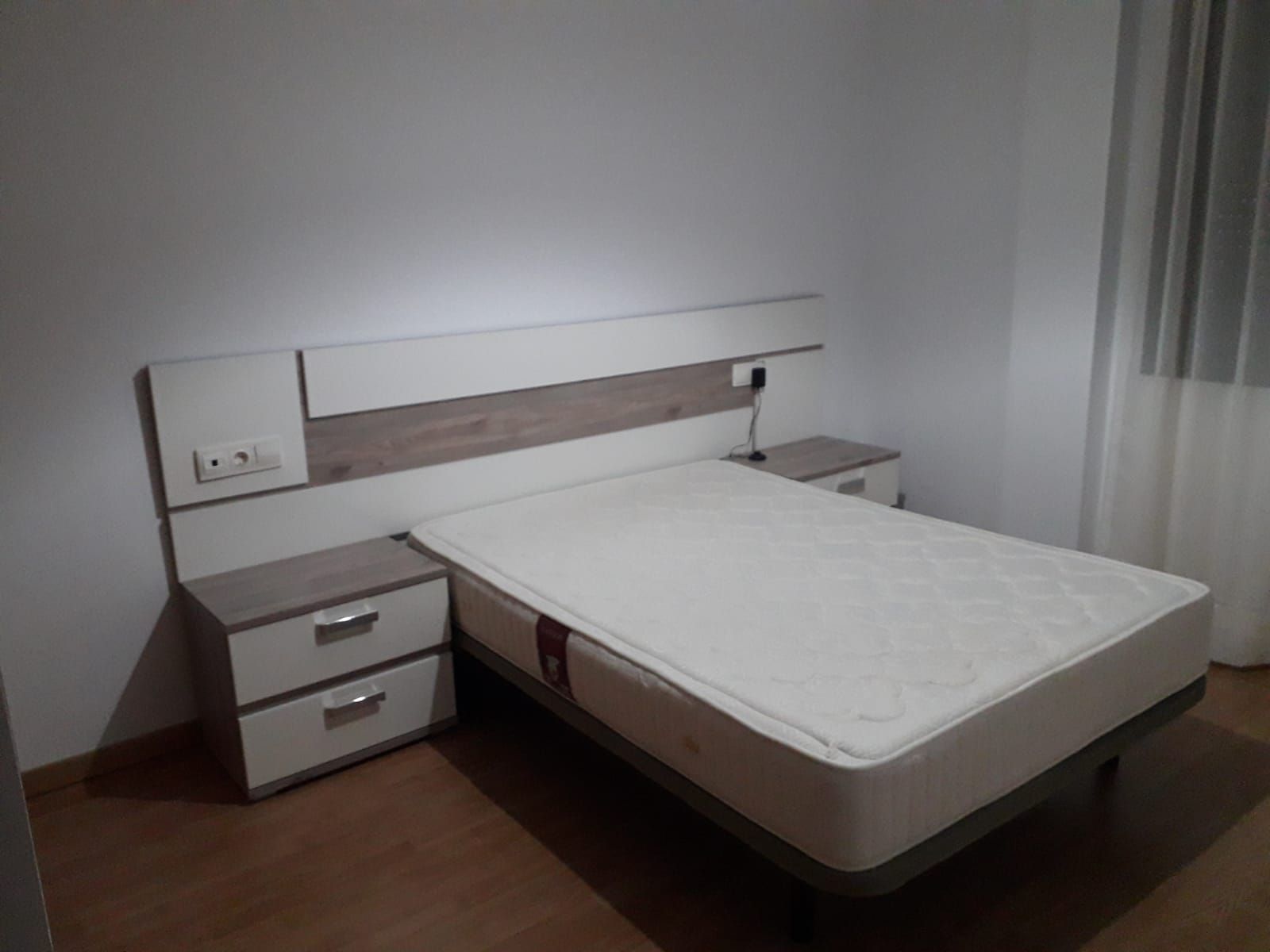 Dormitori de Planta baixa de lloguer en Villarrobledo amb Calefacció, Parquet i Traster