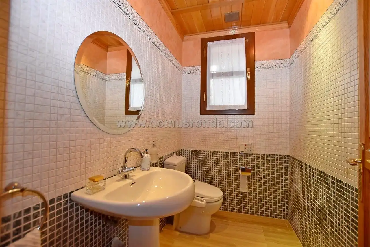 Baño de Casa o chalet en venta en Ronda con Aire acondicionado, Calefacción y Terraza