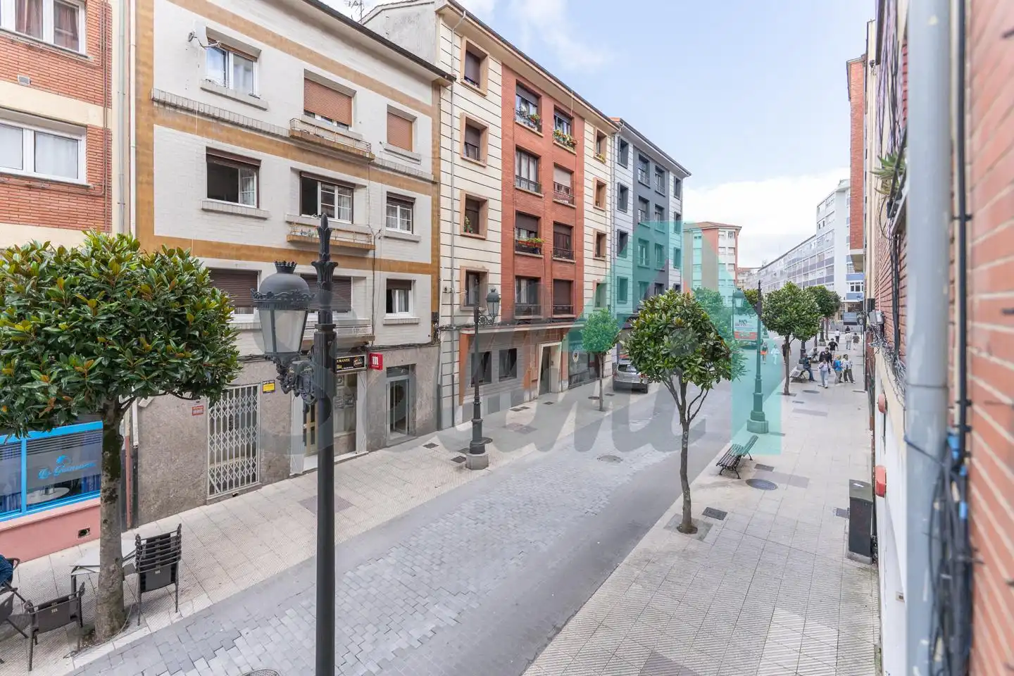Außenansicht von Wohnung zur Miete in Oviedo  mit Heizung und Parkett