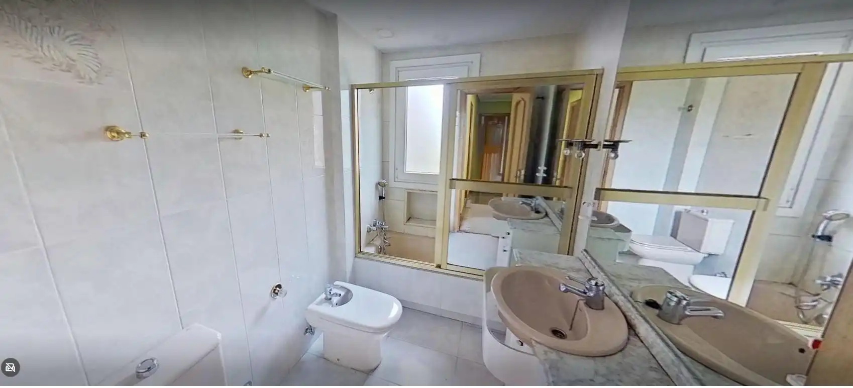 Bathroom of Flat for sale in San Sebastián de los Reyes  with Air Conditioner, Heating and Terrace