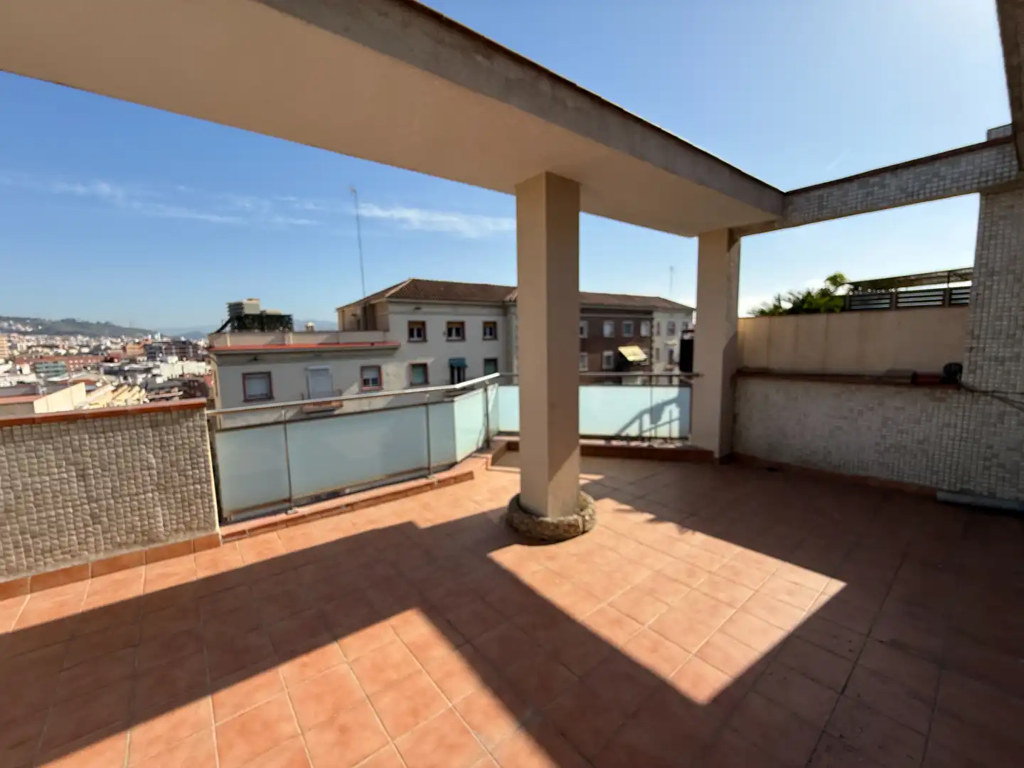 Terrasse von Dachboden zum Verkauf in Barcelona mit Heizung, Terrasse und Balkon