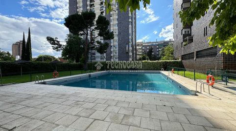 Foto 2 de Piso en venta en Niño Jesús, Madrid Capital