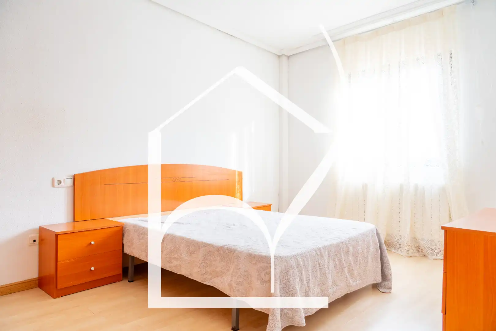Habitación de Piso en venta en Guijuelo con Calefacción, Parquet y Amueblado