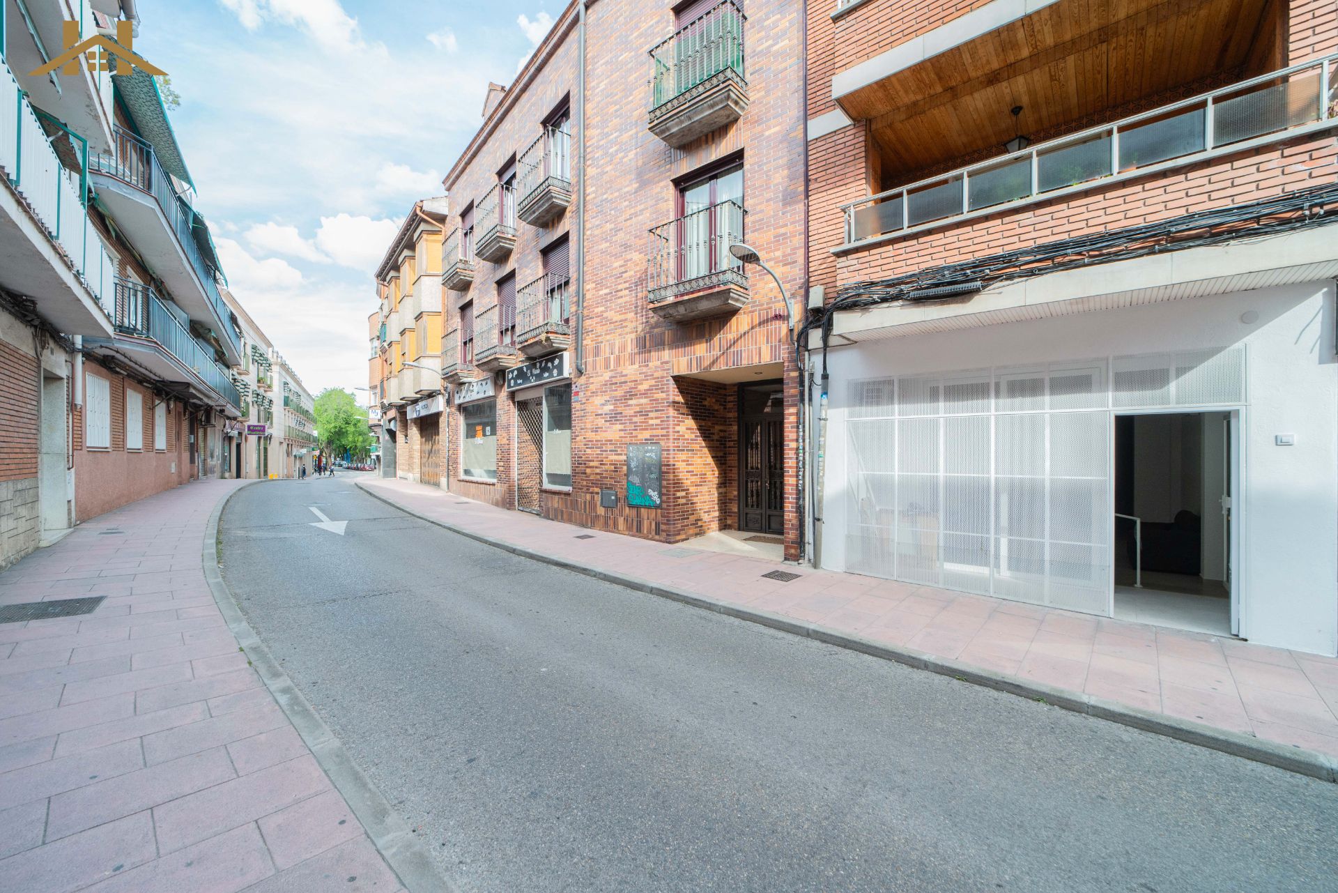 Exterior view of Flat for sale in Pinto  with Air Conditioner, Heating and Furnished
