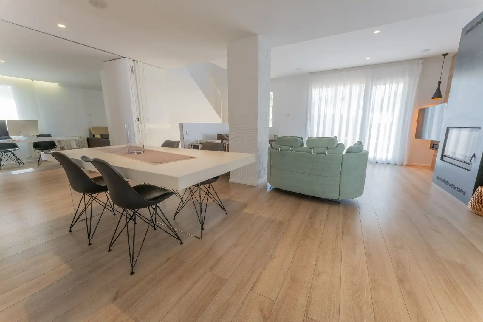 Sala de estar de Casa o chalet en venta en Petrer con Aire acondicionado, Calefacción y Jardín privado