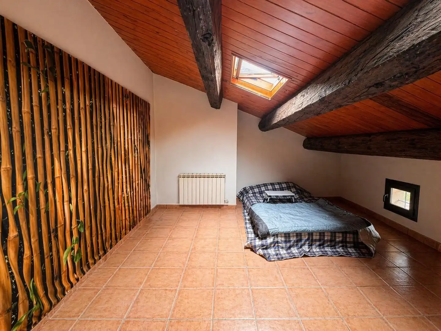 Habitación de Piso en venta en Berga con Calefacción, Trastero y Balcón