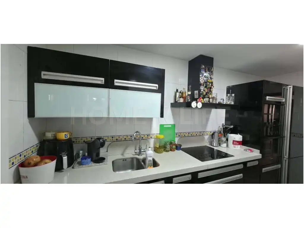 Kitchen of Houses for sale in Málaga  with Air Conditioner, Terrace and Oven
