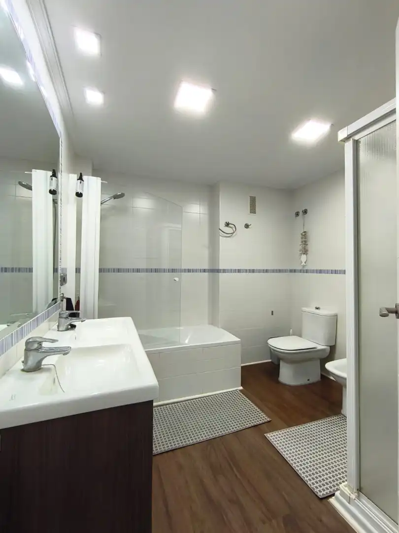 Baño de Piso en venta en Puçol con Aire acondicionado, Horno y Balcón