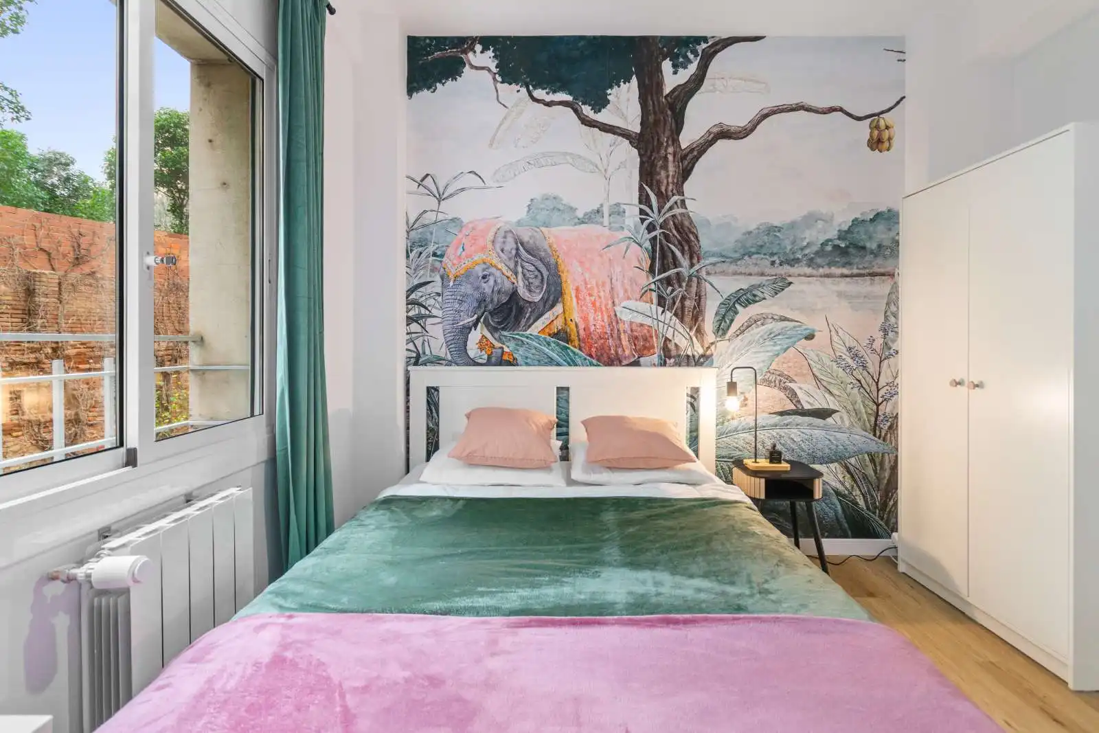 Bedroom of Flat for share in Barcelona  with Air Conditioner, Terrace and Furnished