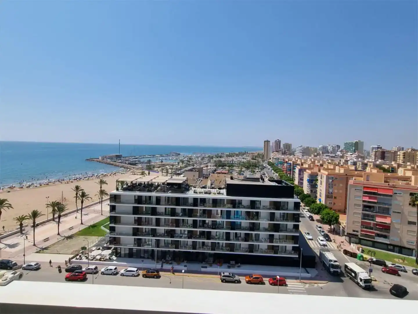 Vista exterior de Apartament de lloguer en El Puig de Santa Maria amb Aire condicionat, Jardí privat i Terrassa