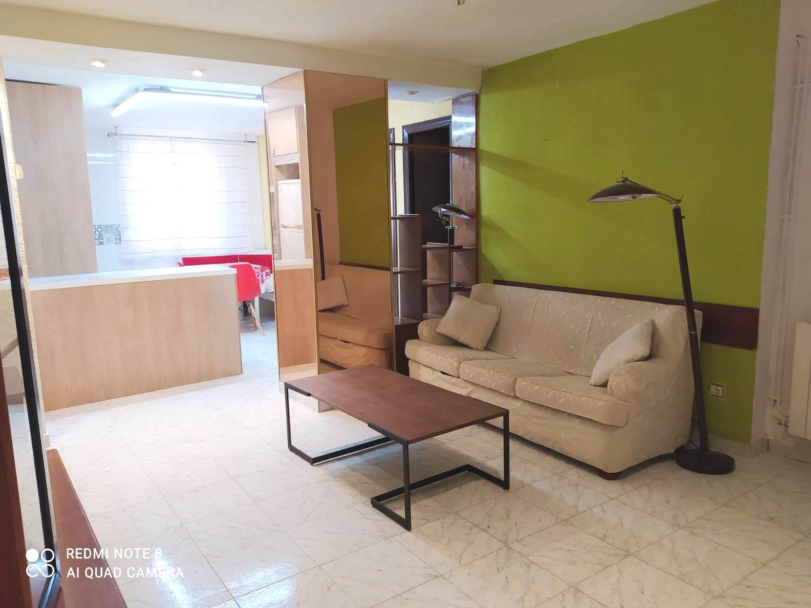 Living room of Apartment to rent in  Zaragoza Capital  with Heating, Furnished and Oven