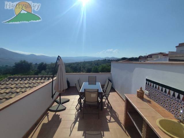 Casa-chalet en Venta en TRINIDAD, 8 en El Valle