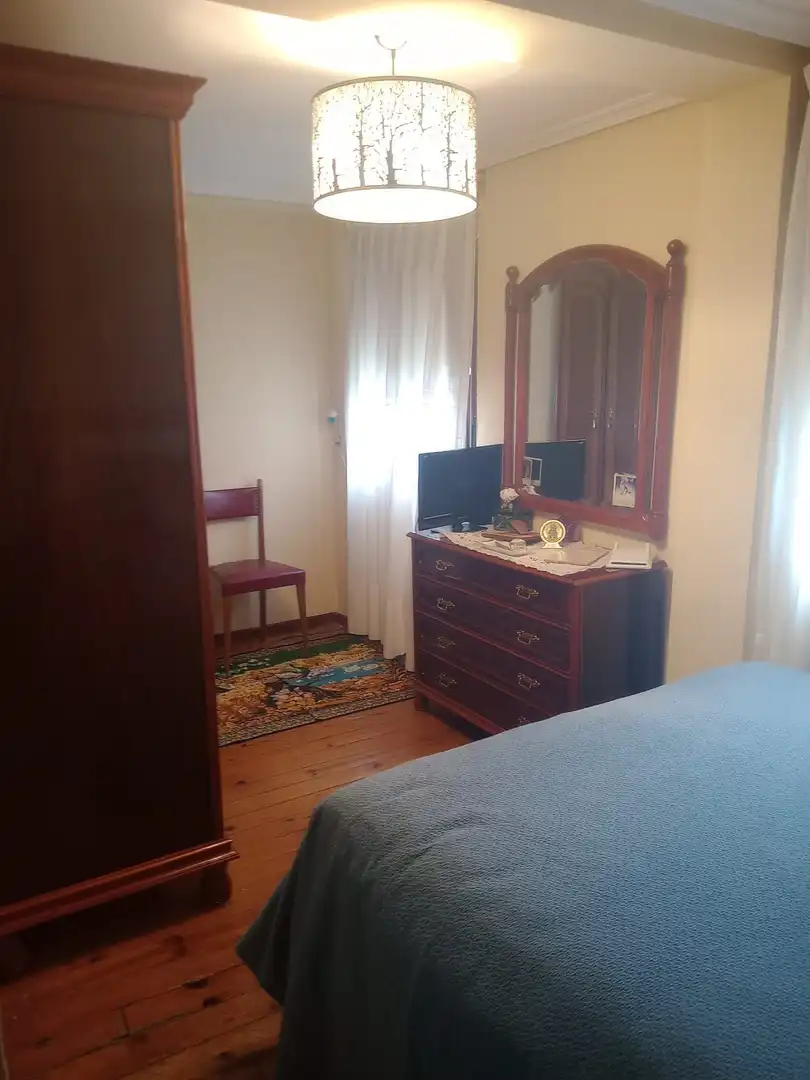 Habitación de Casa o chalet en venta en Parres con Calefacción y Jardín privado