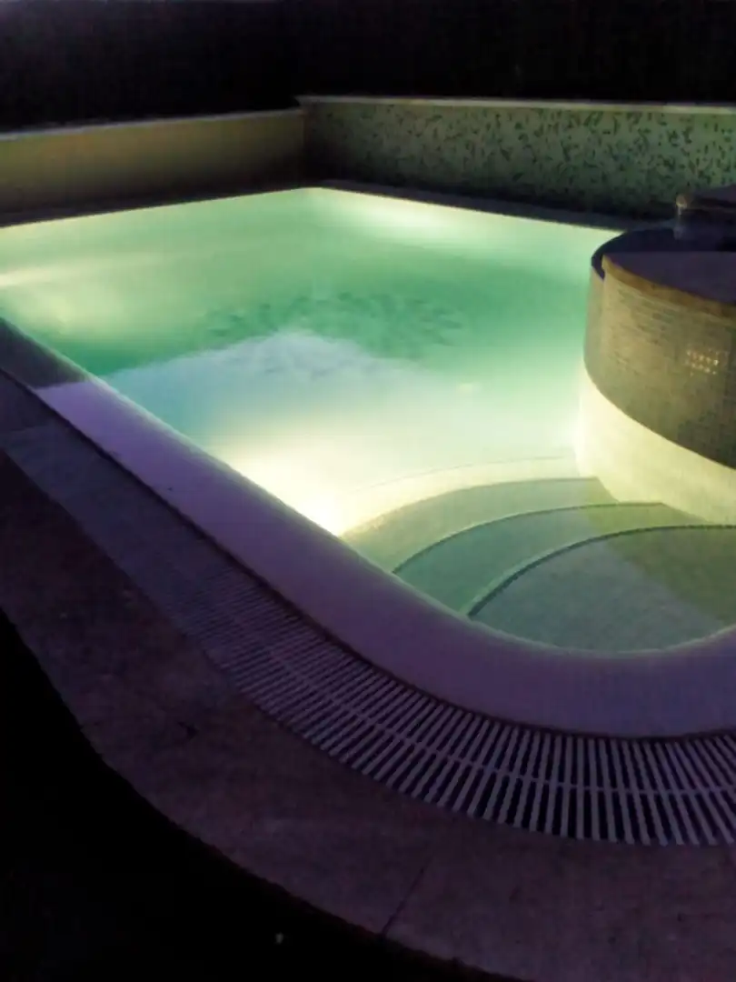 Piscina de Casa o xalet en venda en Alhendín amb Aire condicionat, Calefacció i Jardí privat