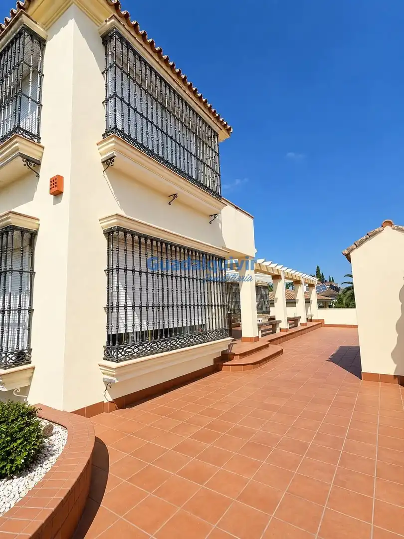 Villa mit Pool zum Verkauf in Torrequinto, imagen 7