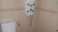 Bathroom of Flat for sale in Salamanca Capital  with Heating and Terrace