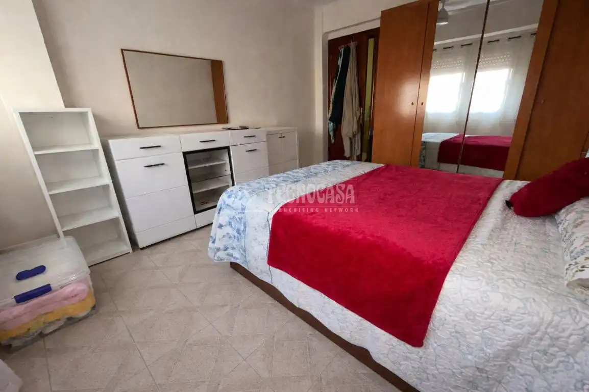 Habitación de Piso en venta en Valencia con Calefacción, Amueblado y Balcón