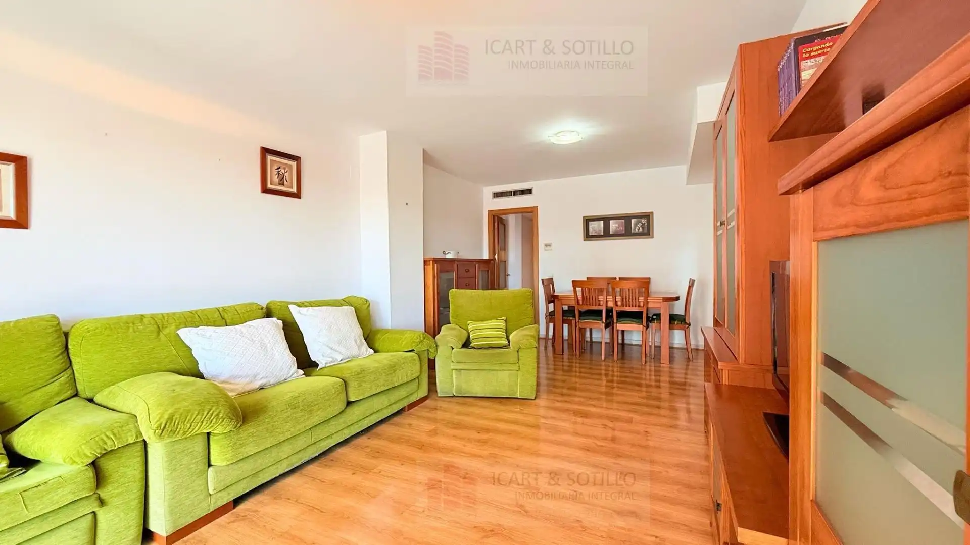 Sala de estar de Piso en venta en Vinaròs con Aire acondicionado, Calefacción y Parquet