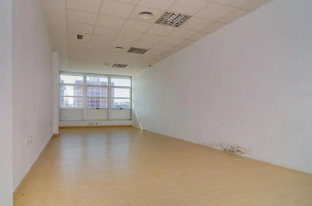 Commercial properties for sale in Cádiz