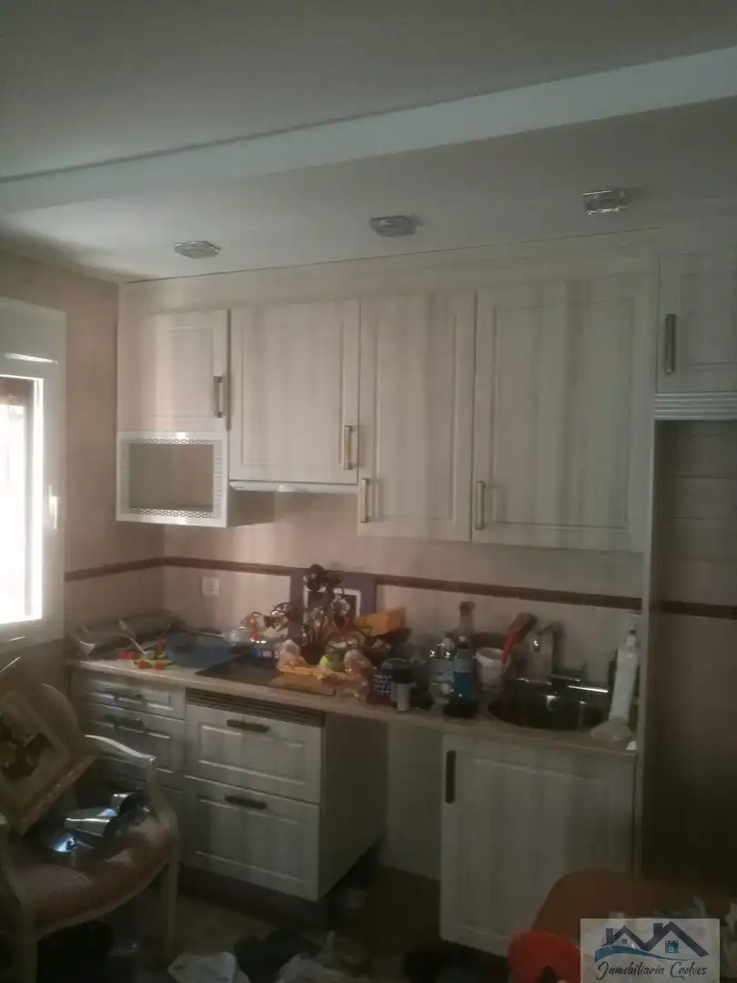 Kitchen of Houses for sale in Navalacruz  with Heating and Storage room