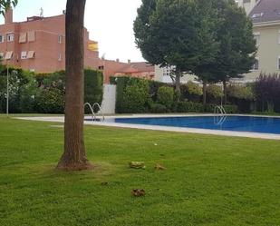 Swimming pool of Apartment for sale in Valladolid Capital