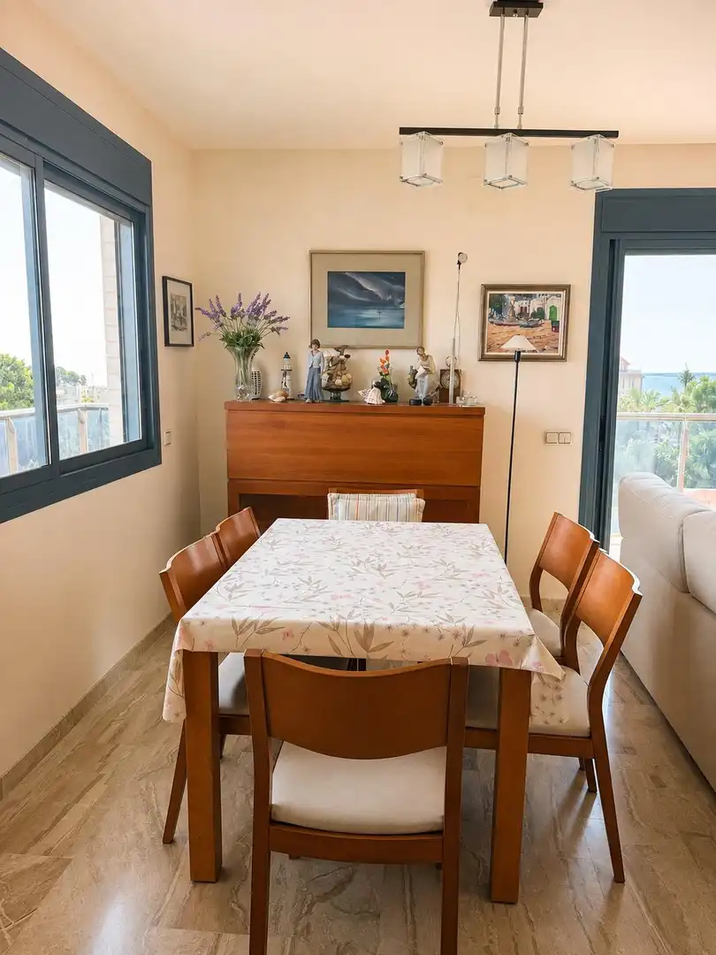 Comedor de Apartamento en venta en L'Ampolla con Aire acondicionado, Terraza y Amueblado