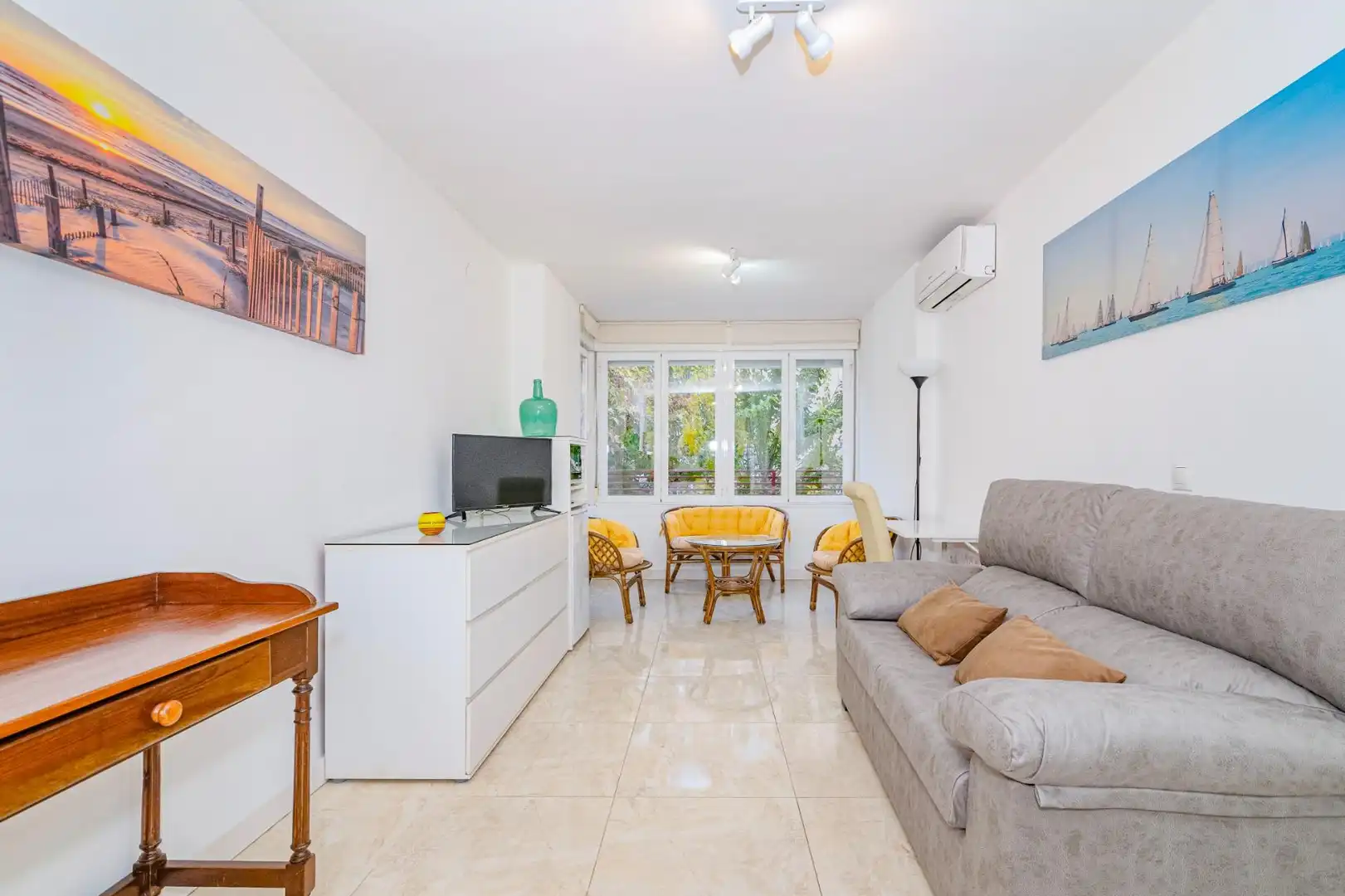 Study for rent in Pajaritos