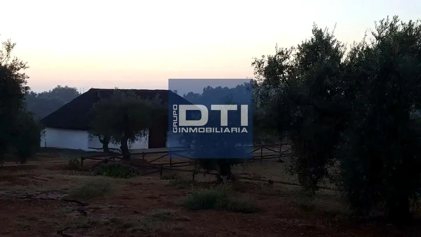 Casa o xalet en venda en Chucena amb Jardí privat i Terrassa