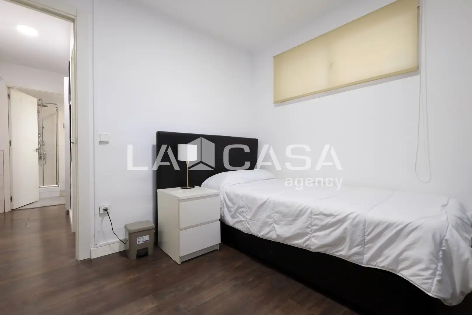 Flat for sale in Barcelona  with Heating