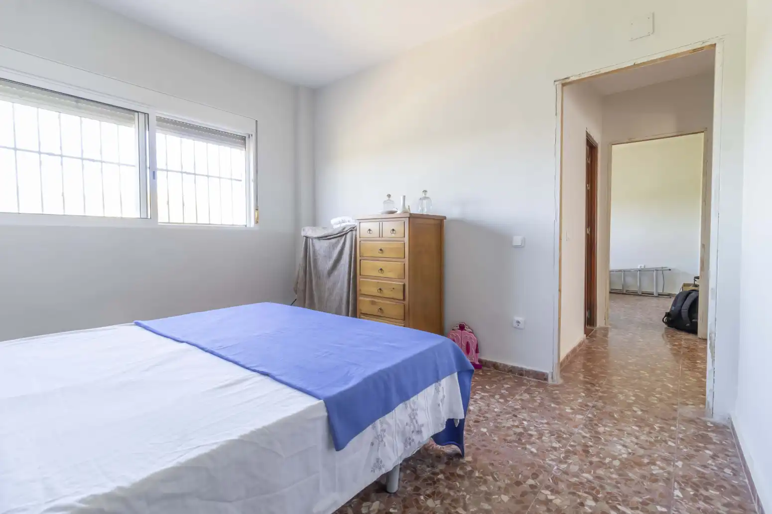 Habitación de Casa o chalet en venta en Guillena con Jardín privado, Terraza y Piscina