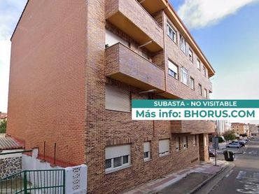 Pis amb ascensor en venda a SIRA SAMPEDRO 34