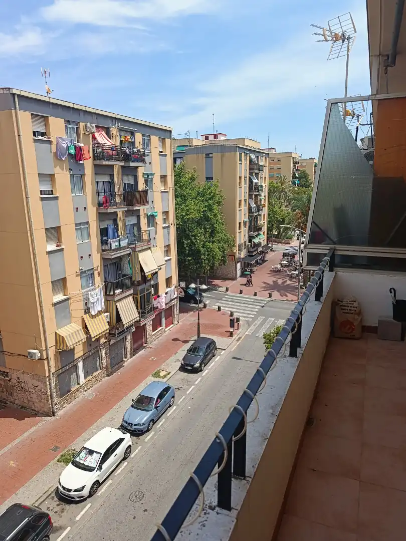 Vista exterior de Pis en venda en Alicante / Alacant