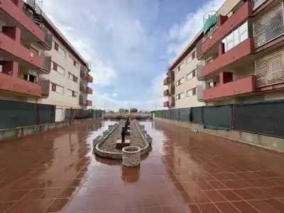 Vista exterior de Pis en venda en Ávila amb Calefacció, Terrassa i Traster