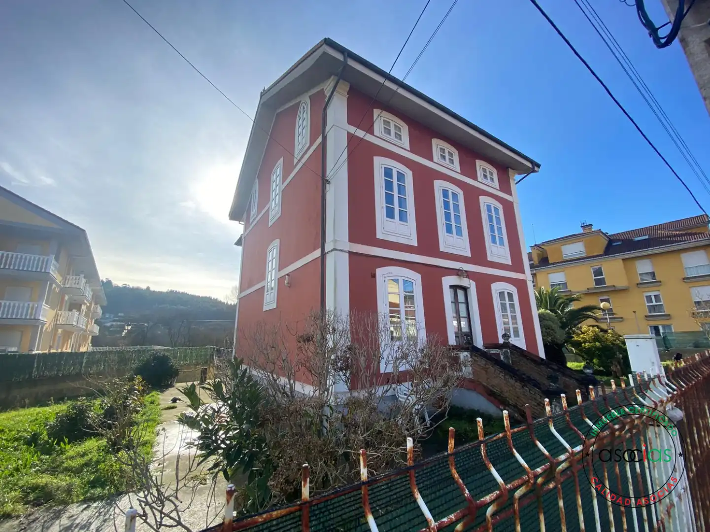 Vista exterior de Casa o chalet en venta en Soto del Barco con Calefacción, Jardín privado y Parquet
