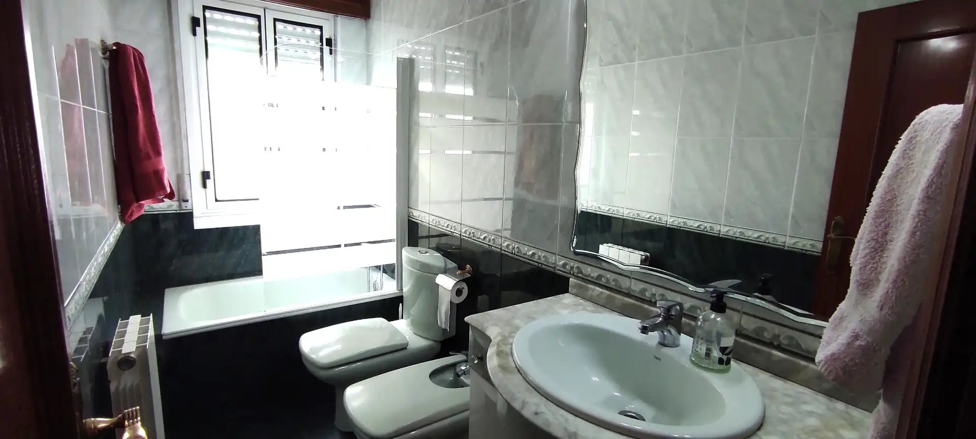 Baño de Piso en venta en Valle de Trápaga-Trapagaran con Calefacción, Amueblado y Balcón