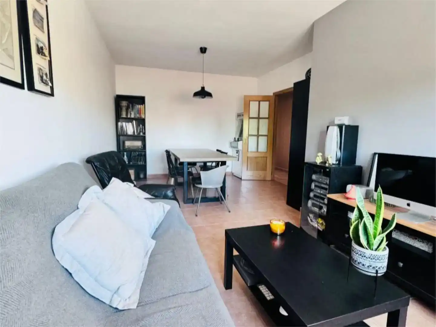 Sala d'estar de Casa adosada en venda en Pulgar